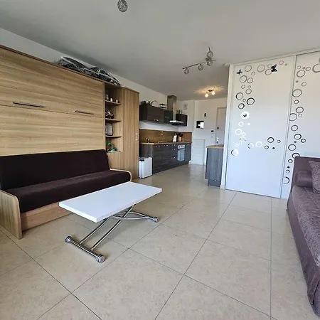 Διαμέρισμα Moderne 1 Piece Avec Parking A Porto-vecchio - Fr-1-62-173